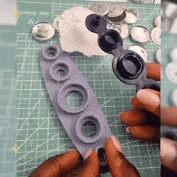 RamoraPress™ — Unleash Your Inner Artisan with Perfect Custom Buttons Every Time