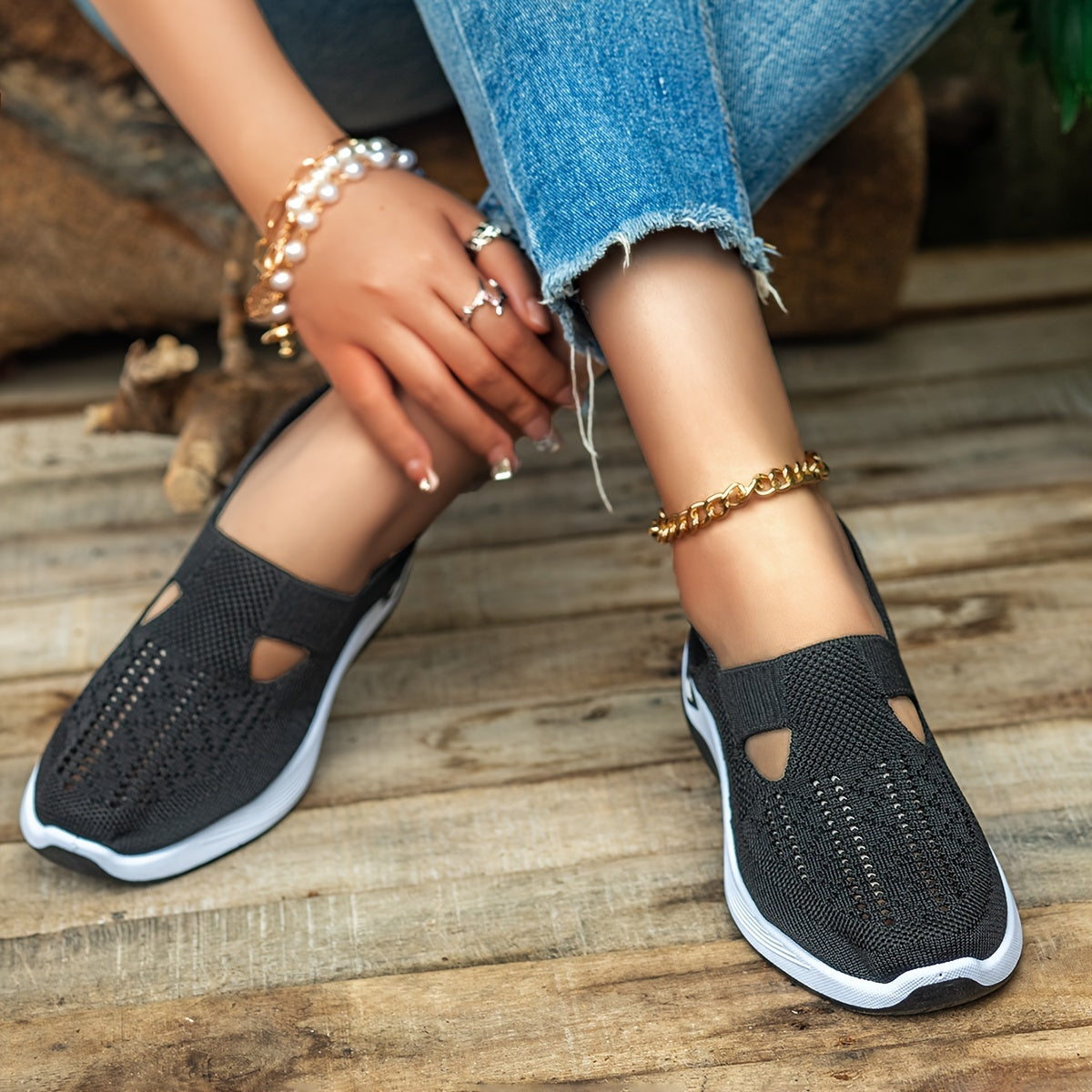 StrideLuxe™ Sneakers — Feel Light, Stylish, and Unstoppable Every Step of the Day
