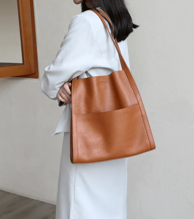 ModenaWrist™ — Stay Sharp and Dry with Effortless Organization Everywhere You Go