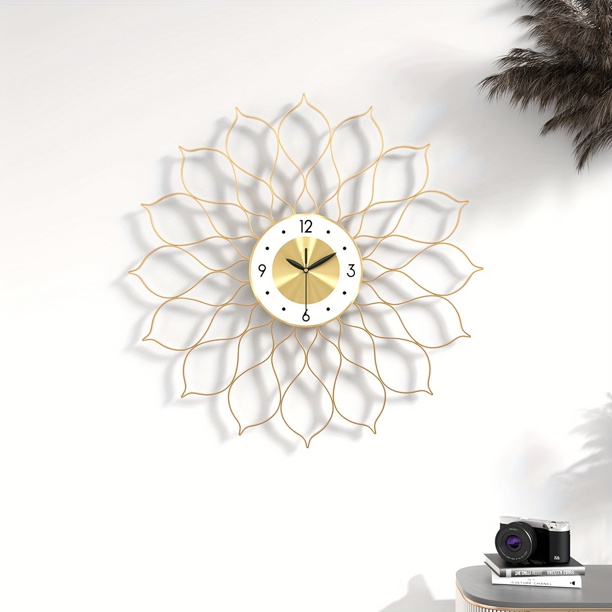 LUXORIA – Elegant Golden Hollow Wall Timepiece