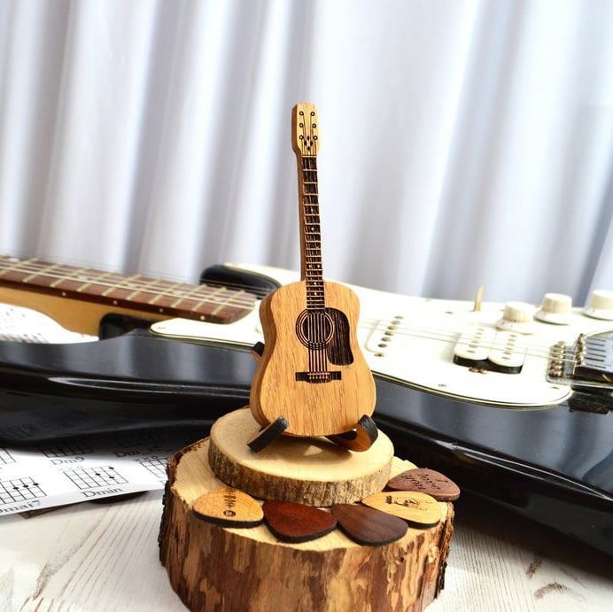 AriaBox™ — Protect Your Picks with Timeless Oak Elegance That Strikes an Emotional Chord