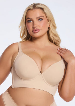 VeloraCurve™ — Unleash Confidence with a Jacket That Moves and Flatters Every Curve