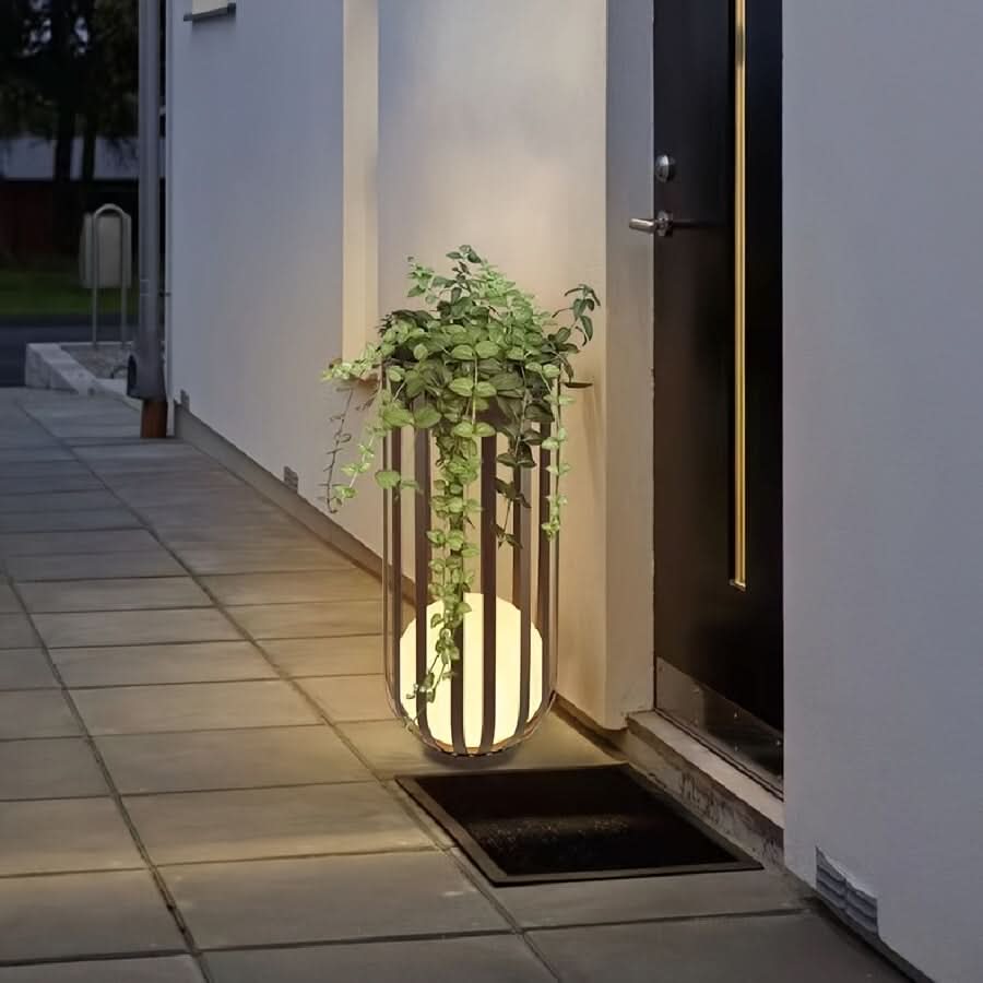 Remote-Controlled Solar Garden Light for Outdoor Use