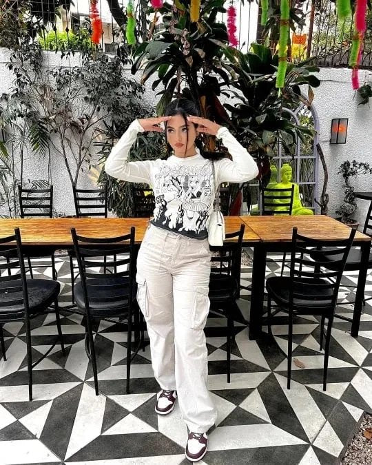 ViraNova™ Cargo Pants — Flaunt Your Curves with Stay-Cool, Hands-Free Freedom All Day