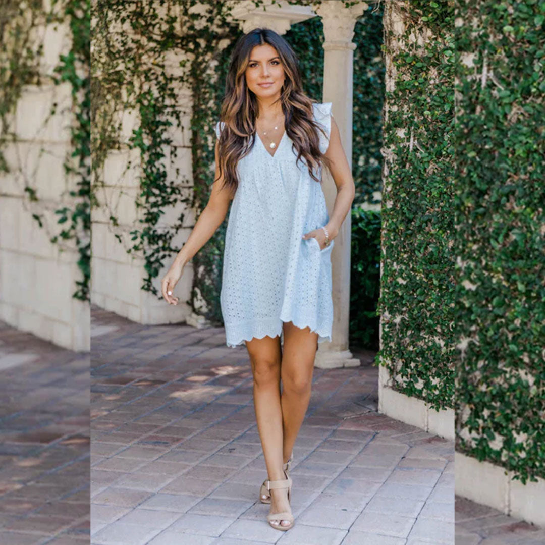 LumaBelle™ — Stay Cool, Confident, and Hands-Free in Every Step
