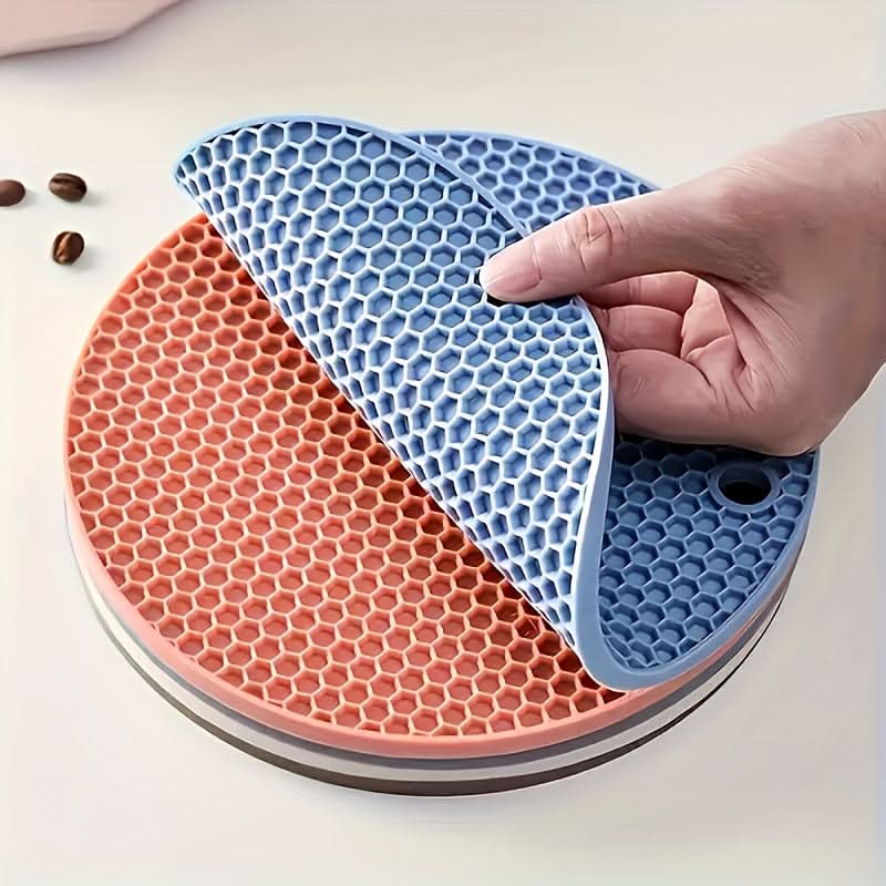 Heat-Resistant Honeycomb Silicone Mat Set
