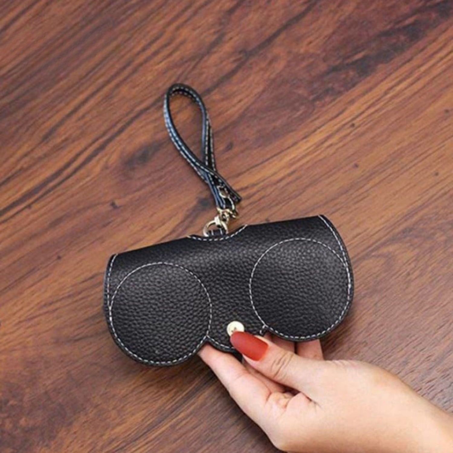 SlendaRico™ Slim Leather Glasses Case — Ultimate Featherlight Protection That Moves with You