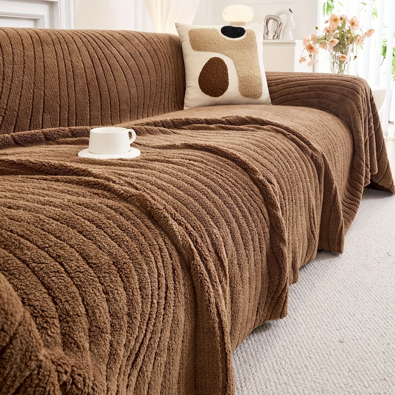 Reversible Plush Sofa Throw Blanket for Year-Round Use
