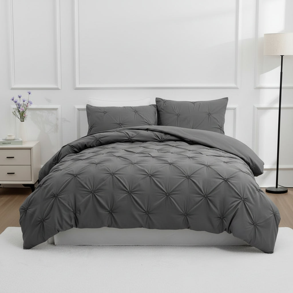 TranquilNest – 3-Piece Pleated Duvet Cover Ensemble