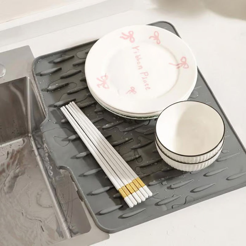 SilvaGuard™ — Turn Your Kitchen into a Dry, Heatproof, and Stress-Free Sanctuary