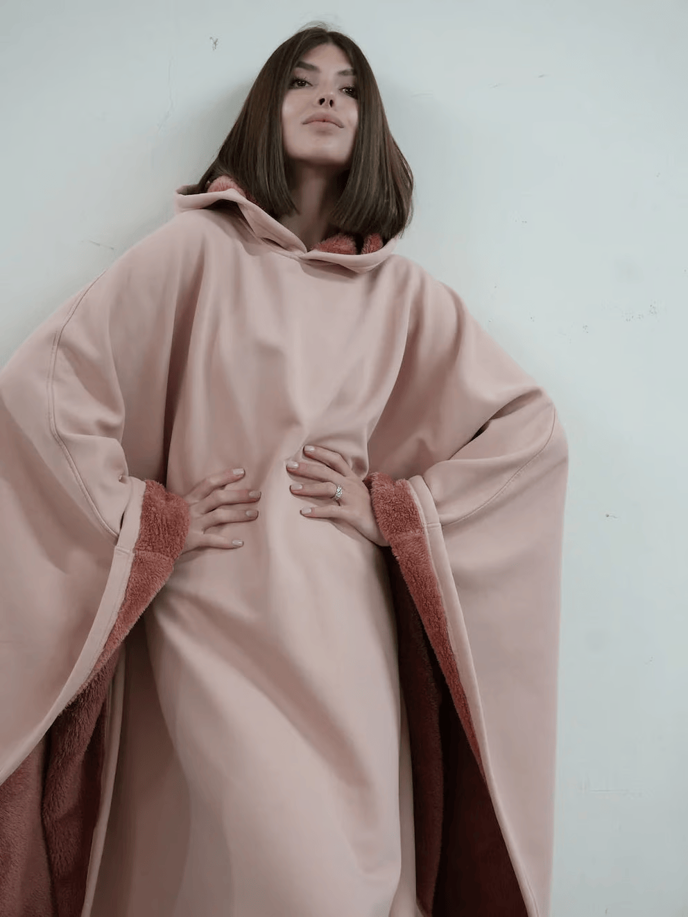 Oversized Comfort Blanket Hoodie for Relaxation