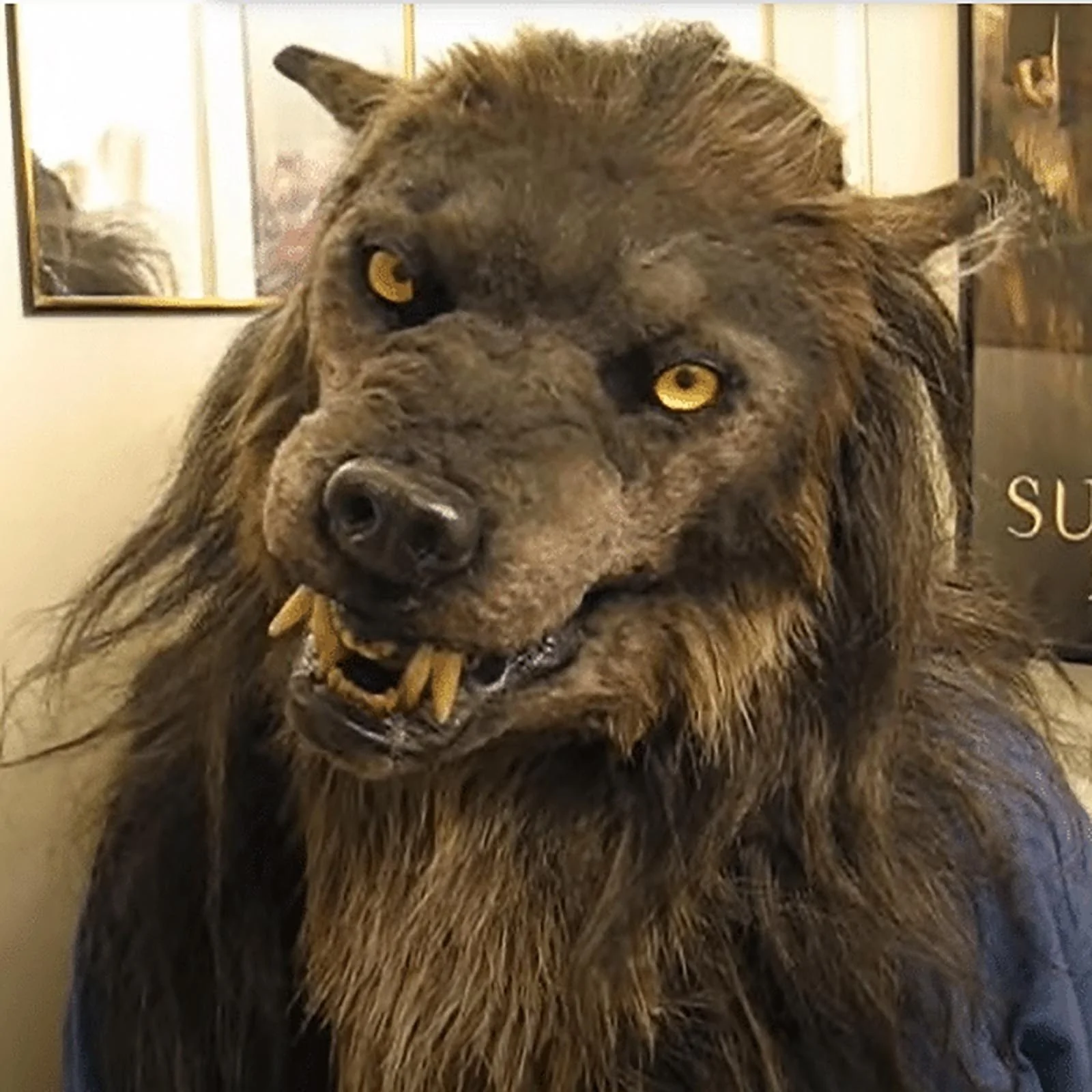 LunaFang™ Werewolf Mask — Unleash Your Inner Beast with Glowing Eyes and Living Movement