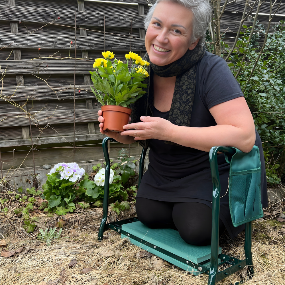 Foldable Garden Kneeling Pad | Comfort-Focused Knee Design | Dual Seat with Handles | BeetBuddy