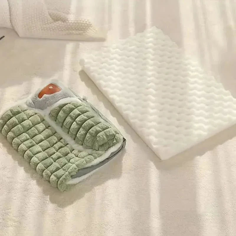 Plush Pet Bed with Easy-Clean Fabric