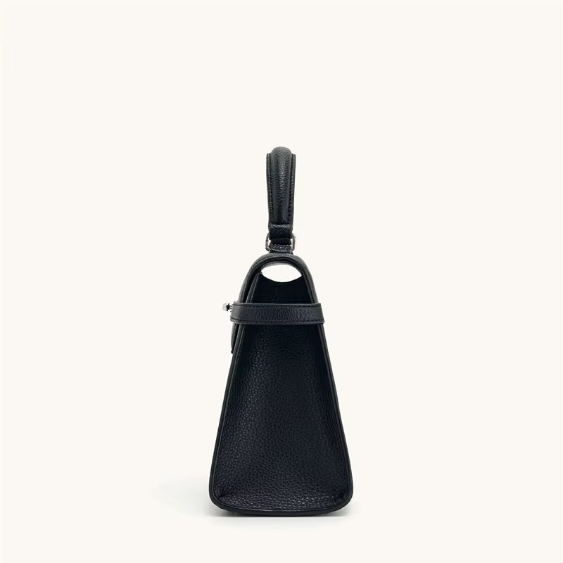Chic Women's Leather Crossbody Bag | BrioStyle