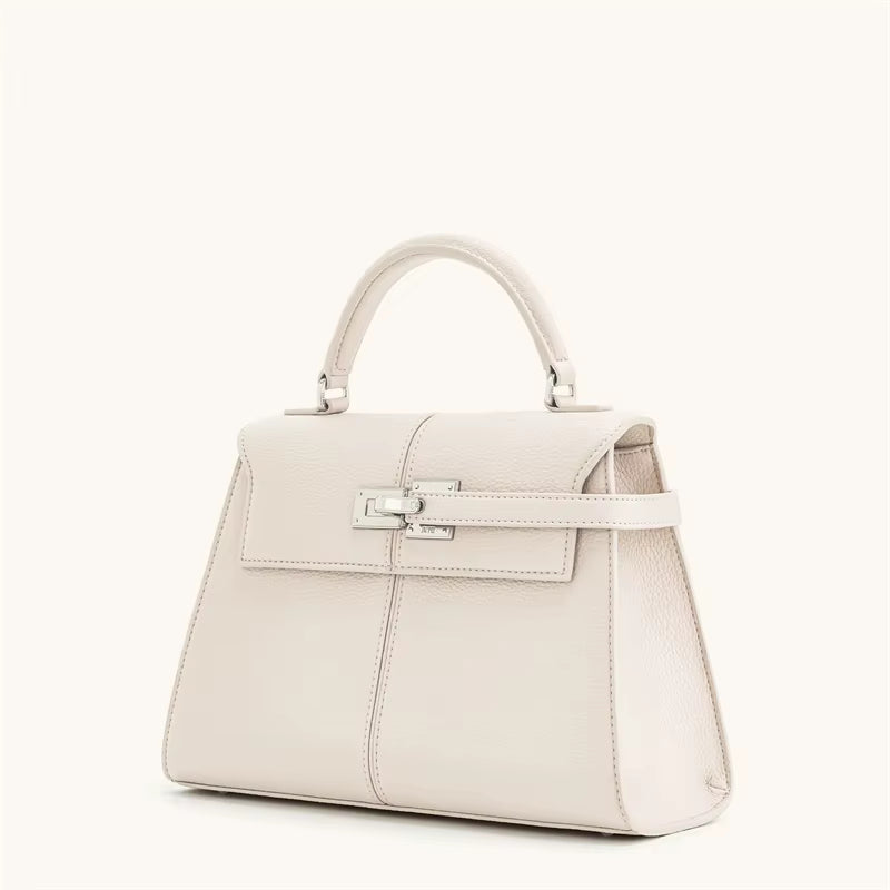 Chic Women's Leather Crossbody Bag | BrioStyle