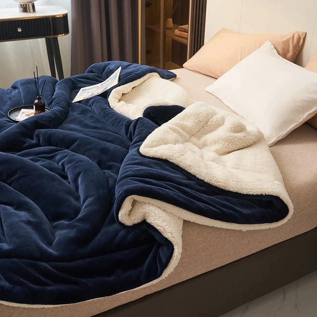 Cozy Comfort Fleece Blanket | Oversized Soft Throw