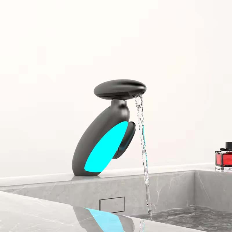 Versatile Pull-Down Faucet for Kitchen and Bathroom