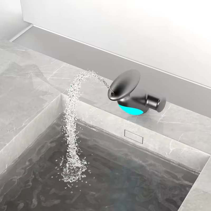 Versatile Pull-Down Faucet for Kitchen and Bathroom