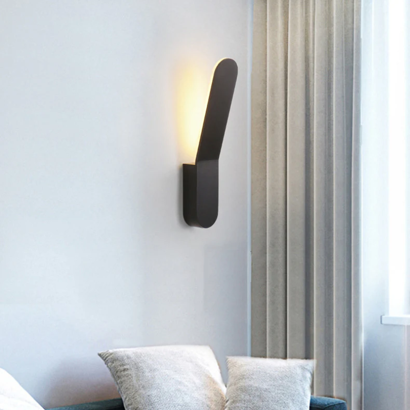 Sleek Outdoor LED Wall Light for Stylish Exteriors