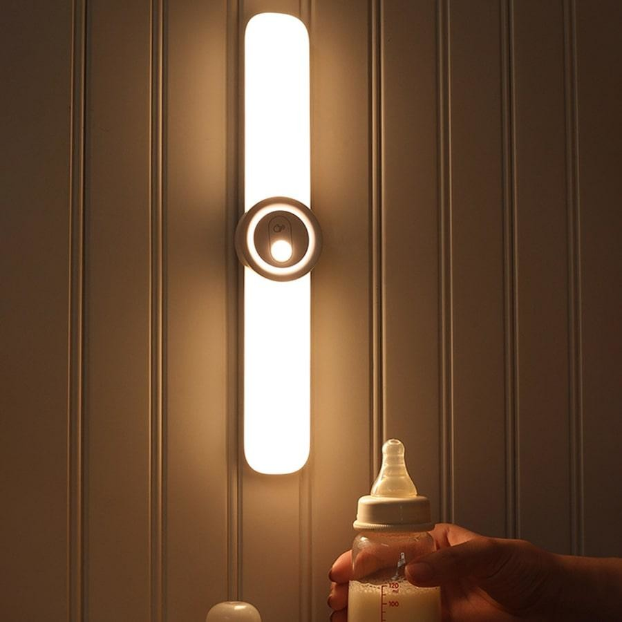 Smart Motion Activated LED Night Light with Rechargeable Battery