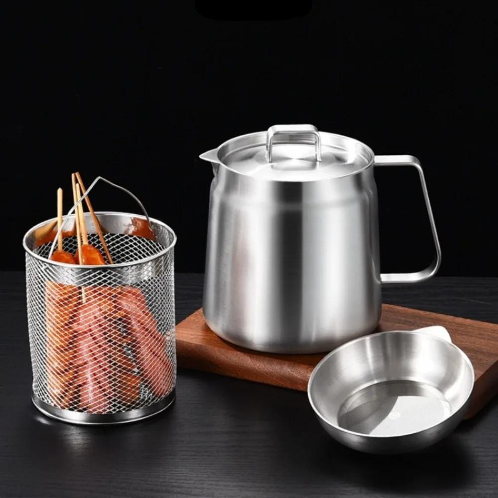 Smart Fry Pot with Built-in Oil Filter for Effortless Cooking