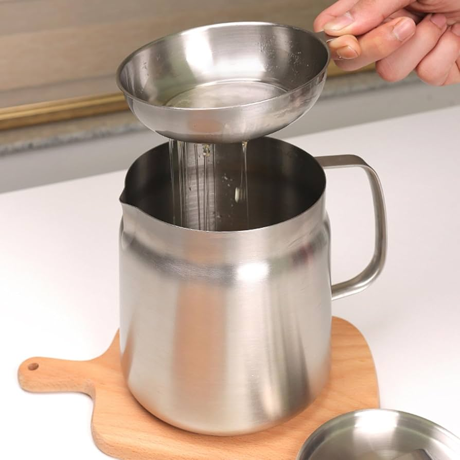 Smart Fry Pot with Built-in Oil Filter for Effortless Cooking
