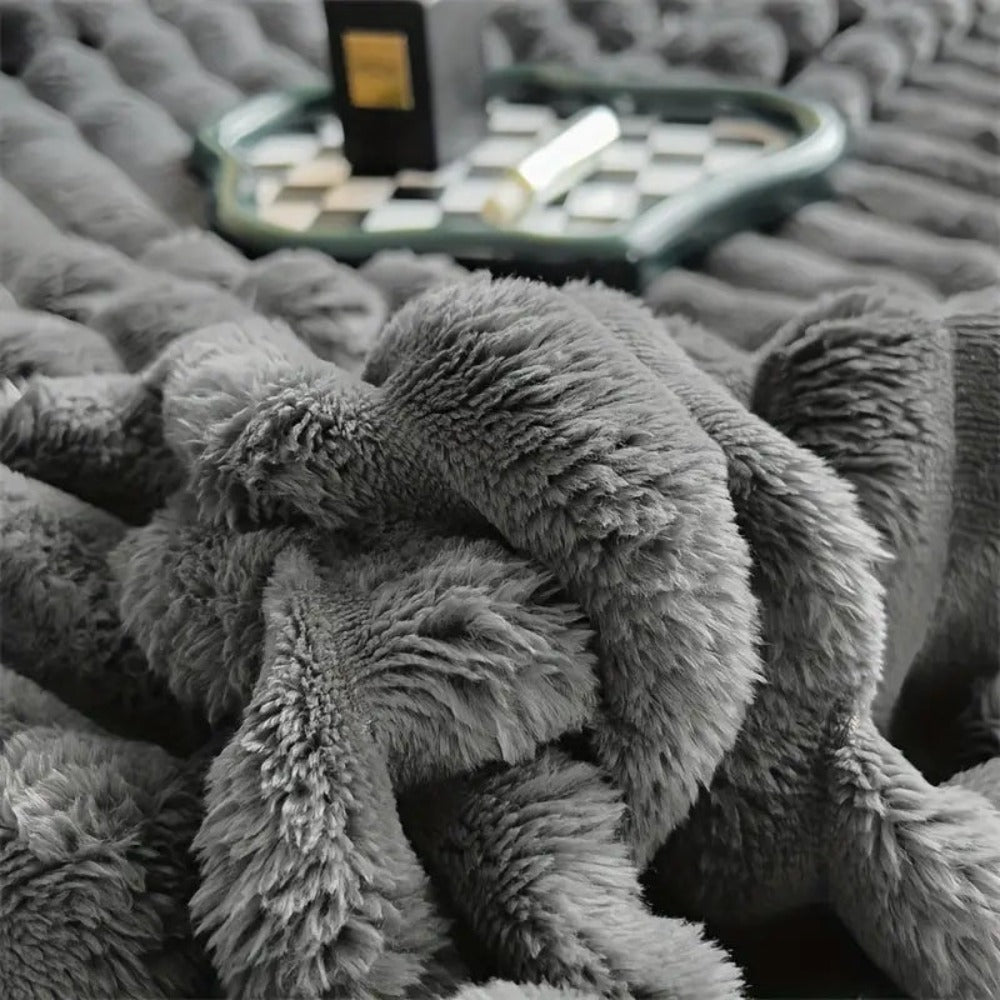 Heavenly Comfort Fleece Blanket – Soft & Cozy Throw for All Seasons