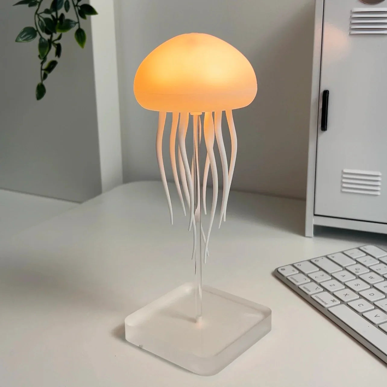 Ocean Glow Night Light | Table Lamp with Jellyfish Motion