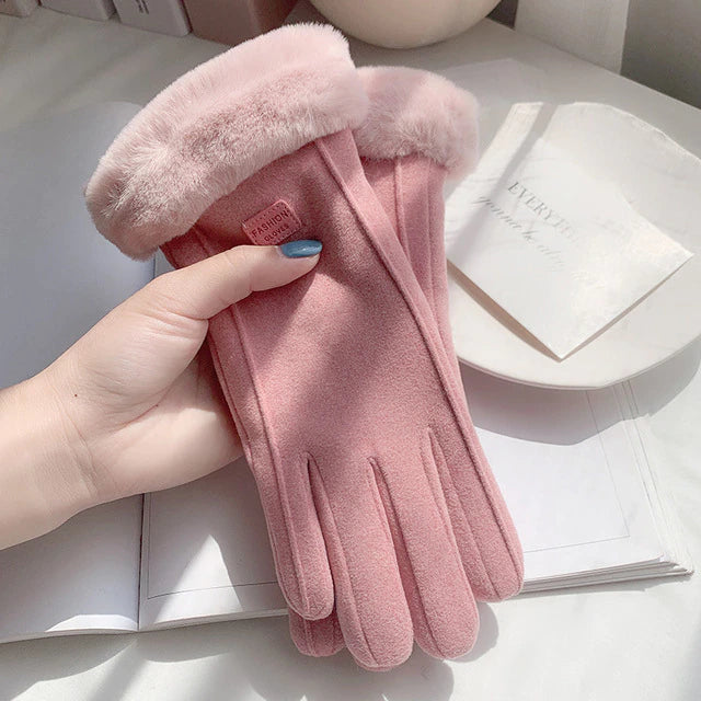 Chic Winter Gloves for Women | Plush Lining & Comfort