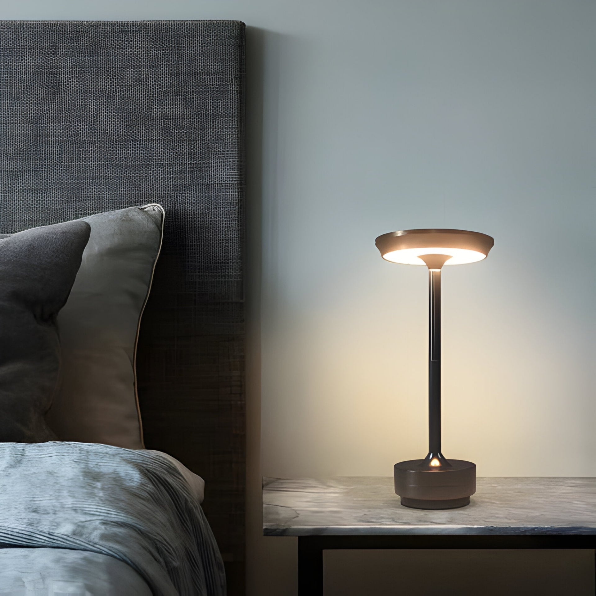 Cordless Elegance | Rechargeable Table Lamp for Any Space