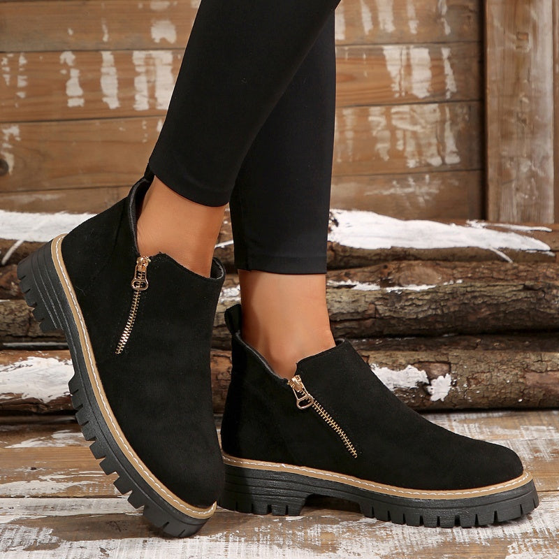 Chic and Cozy Women's Boots | Insulated Winter Footwear