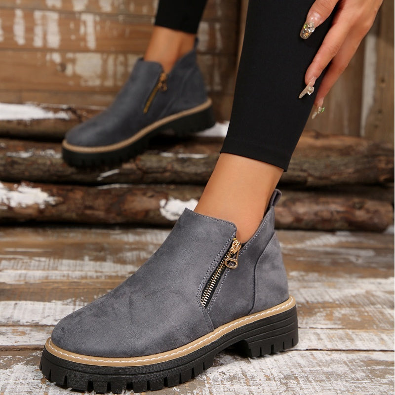 Chic and Cozy Women's Boots | Insulated Winter Footwear
