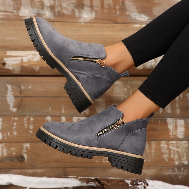 Chic and Cozy Women's Boots | Insulated Winter Footwear