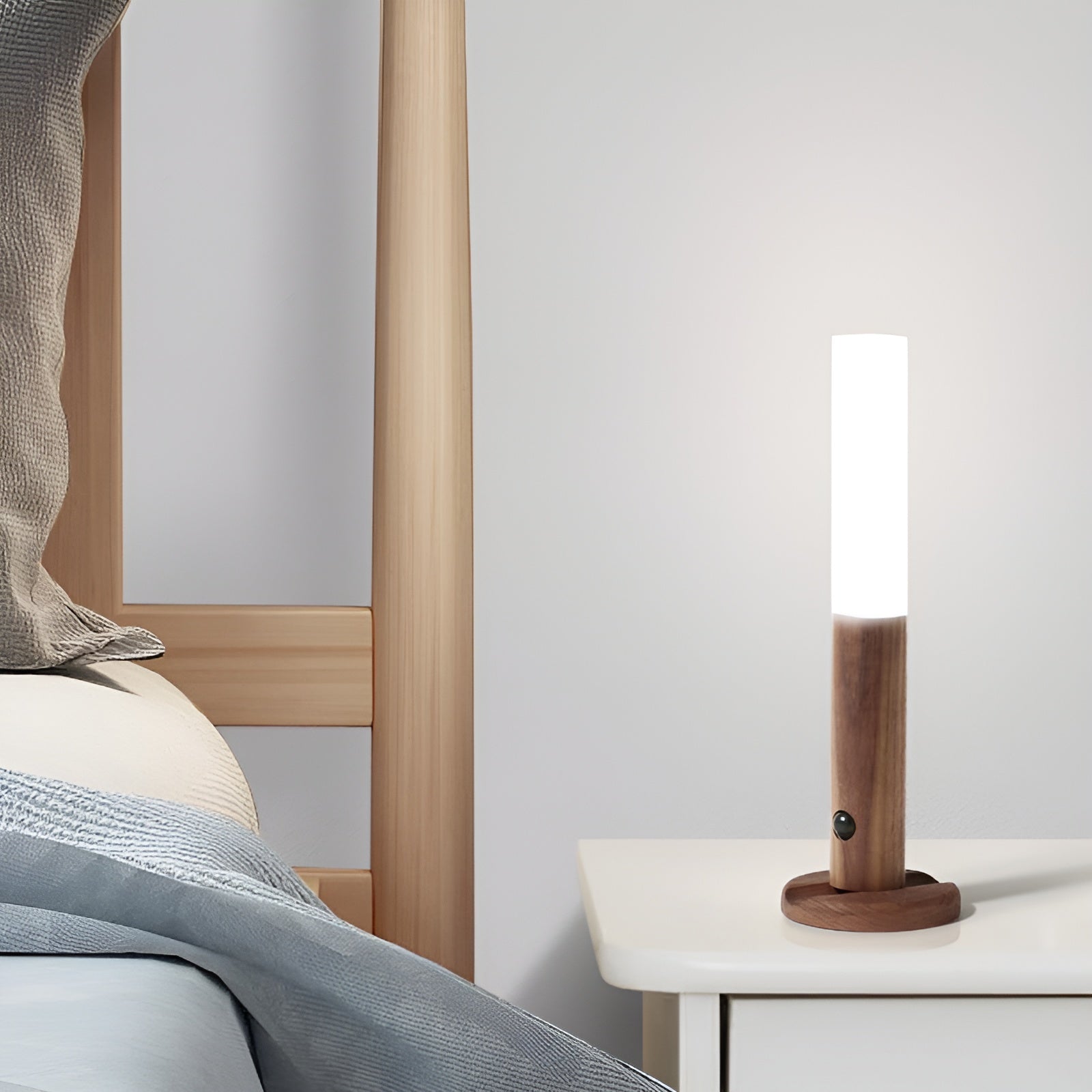 Smart Wireless Wall Light with Motion Sensor & Rechargeable Battery